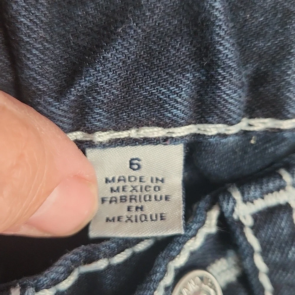 True Religion‎ Big T Natural Jeans with Flap Pockets